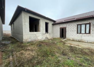 Продаю дом, 180 м2, Кабардино-Балкария, улица Бесланеевых, 3