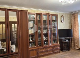 Продается двухкомнатная квартира, 50.3 м2, Московская область, посёлок городского типа Калининец, 252
