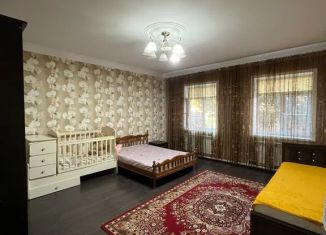 Сдается в аренду дом, 150 м2, Дагестан, улица 1-я Линия, 9