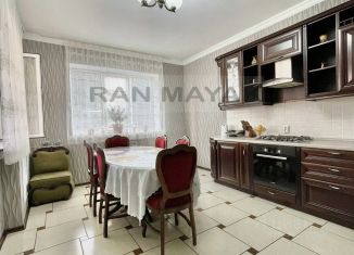 Продается дом, 328 м2, Майкоп, улица Верещагина, 226