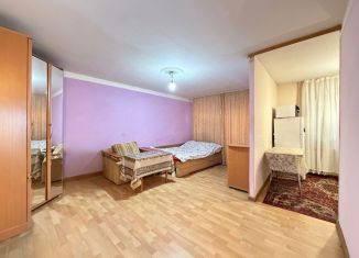 Продаю 1-комнатную квартиру, 32 м2, Нальчик, улица Байсултанова