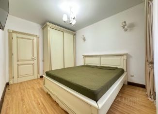 Продам 2-комнатную квартиру, 65 м2, Нальчик, улица Байсултанова