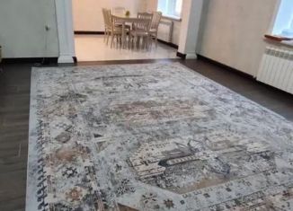 Сдам в аренду дом, 200 м2, Дагестан, улица Королёва, 4