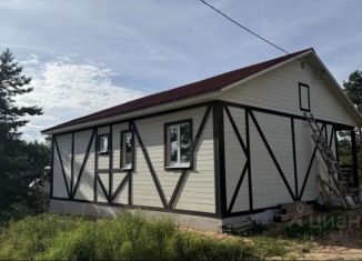 Продаю коттедж, 90 м2, Псковская область, улица Советской Армии, 68А