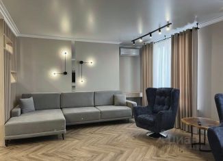 Сдаю в аренду двухкомнатную квартиру, 62 м2, Казань, улица Алексея Козина, 2, Ново-Савиновский район