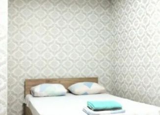 Сдаю 1-ком. квартиру, 35 м2, Челябинская область, улица Либкнехта, 1
