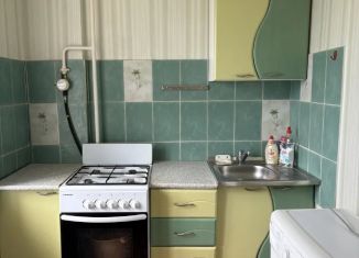 Продаю трехкомнатную квартиру, 58 м2, Республика Башкортостан, улица Богдана Хмельницкого, 88