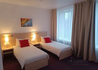 Сдам в аренду комнату, 26 м2, Тула, улица Кутузова, 100