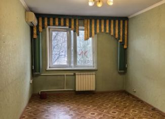 Трехкомнатная квартира на продажу, 58 м2, Абакан, улица Карла Маркса, 21А
