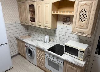 Сдача в аренду 1-комнатной квартиры, 36 м2, Саха (Якутия), 202-й микрорайон, 16/2