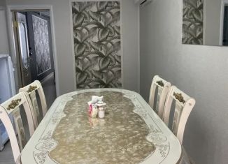 2-комнатная квартира в аренду, 64 м2, Дагестан, улица Османа, 2