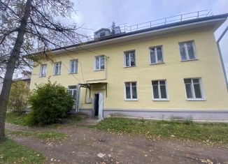 Продаю 1-ком. квартиру, 32.3 м2, Псковская область, Лесная улица, 10