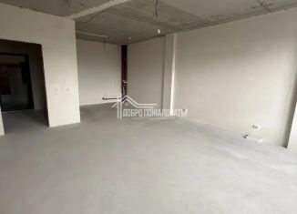 Продам 2-комнатную квартиру, 62.3 м2, Абакан, улица Комарова, 7А