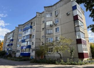 Продаю 3-ком. квартиру, 62.6 м2, Липецкая область, улица Мичурина, 6