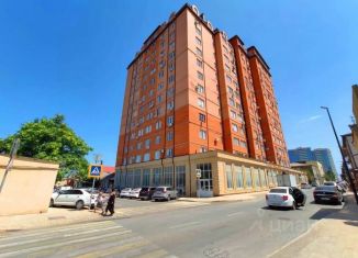 Сдаю 1-ком. квартиру, 50 м2, Дагестан, улица Д. Атаева, 37