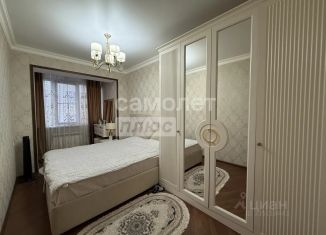 Продается 2-комнатная квартира, 66 м2, Дагестан, улица Сальмана, 91