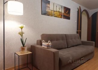Сдам в аренду двухкомнатную квартиру, 55 м2, Йошкар-Ола, бульвар Чавайна, 18А