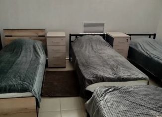 Сдам 1-комнатную квартиру, 63 м2, Алексеевка, Молодёжная улица, 7А