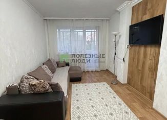Продам 3-ком. квартиру, 58.4 м2, Курган, улица Сухэ-Батора, 12