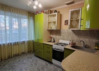Продам 2-комнатную квартиру, 46.6 м2, Мценск, улица Ленина, 196