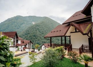Сдается в аренду дом, 450 м2, село Монастырь, Партизанская улица, 6Д