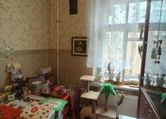 Продаю комнату, 120.7 м2, Санкт-Петербург, Выборгская улица, 4, метро Площадь Ленина