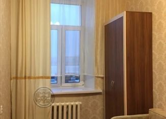 Продам комнату, 65.8 м2, Санкт-Петербург, улица Ватутина, 2, метро Площадь Ленина