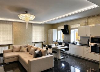 Сдам в аренду дом, 140 м2, Москва, улица Диккенса, 92