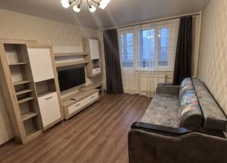 Сдается в аренду однокомнатная квартира, 38 м2, Москва, улица Маршала Федоренко, 4к1