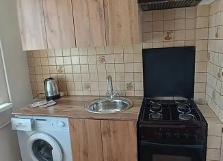 Сдам в аренду двухкомнатную квартиру, 47 м2, Мценск, 1-й микрорайон, 11