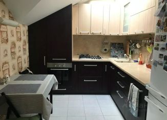 Продается 2-ком. квартира, 65 м2, Краснодар, проспект Гёте, 10