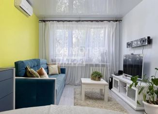 Продам 3-комнатную квартиру, 59 м2, Самарская область, улица Челюскинцев, 10