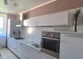 Продается 2-ком. квартира, 61 м2, Ростовская область, улица Ленина, 111