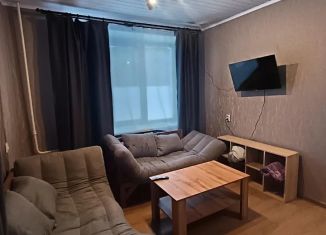 Сдам в аренду комнату, 36 м2, Кингисепп, Малая улица, 8